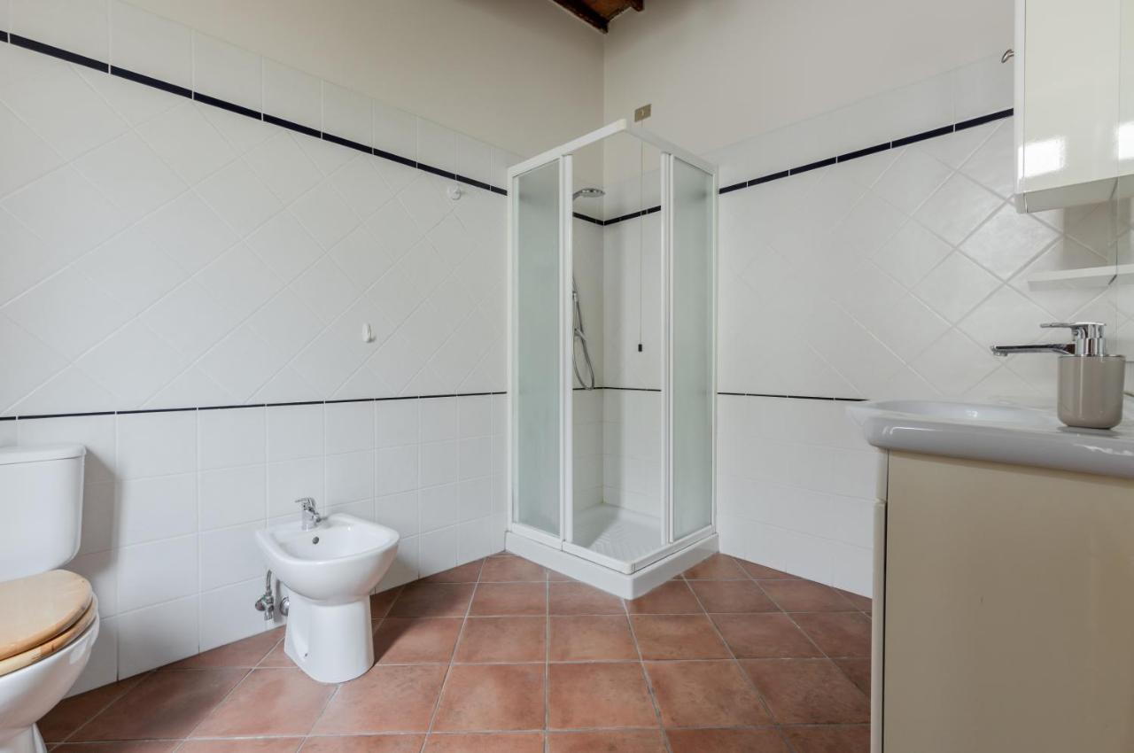Lucca - Piazza Dell'Anfiteatro Central Apartment! Luaran gambar